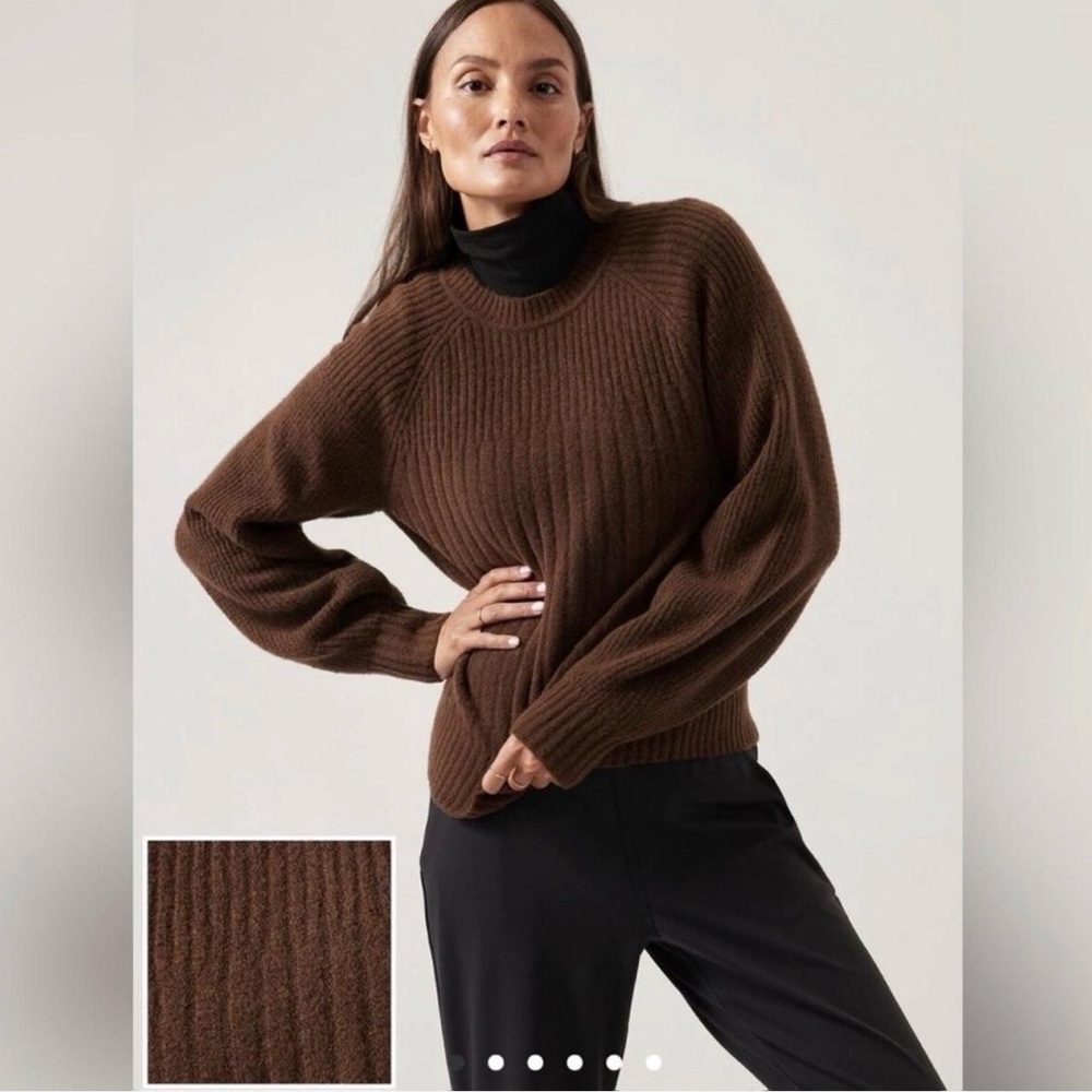 Athleta Brown Ribbed Crew Neck Sweater